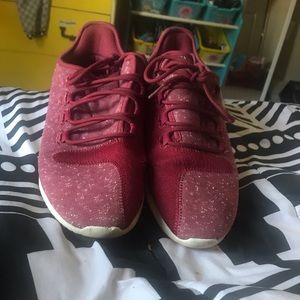 Adidas tubular shadow/ Maroon. Size 10